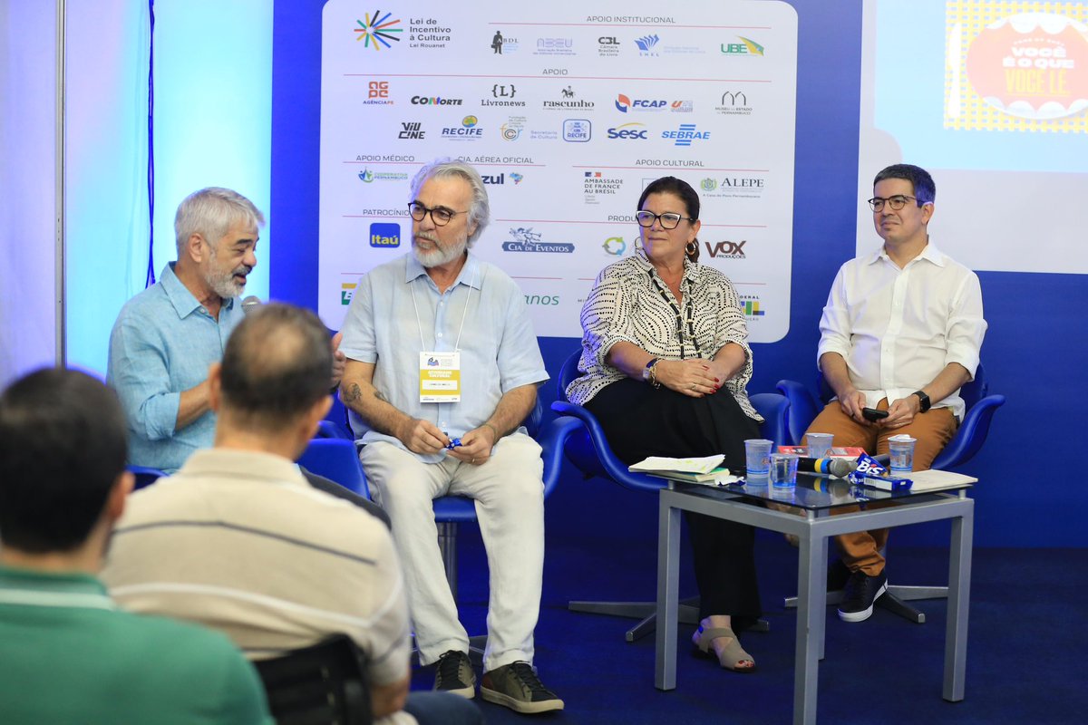 Não comprem Bis ou qualquer produto da Mondelez, eles apoiam toda a esquerda e não merecem nenhum centavo do nosso dinheiro.
BIS NUNCA MAIS. 
#BisNucaMais