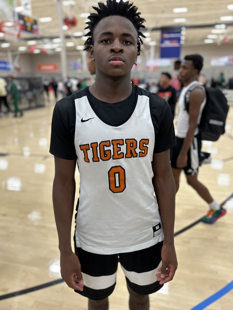 TexasHoopsGASO's tweet photo. #GASOFallTour | 𝗠𝗮𝗻𝘀𝗳𝗶𝗲𝗹𝗱📍

𝙏𝙤𝙥 𝙋𝙚𝙧𝙛𝙤𝙧𝙢𝙚𝙧𝙨 - 𝙎𝙚𝙨𝙨𝙞𝙤𝙣 4️⃣

Ryan Hampton(📸)- Rockwall-Heath

Gerald Burris- Argyle

Malek Archie(📸)- McKinney

Cooper Stevenson- Frisco Reedy 

Des’meon Jones(📸)- Lancaster

Lewis Sotelo- Mansfield Timberview

Adarius Borden(📸)- South Grand Prairie

D’Anthony Moore- Killeen Shoemaker

#GASO | Everyone’s Big Stage