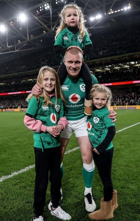 DanielButlerFG's tweet image. Keith Earls retires from rugby. 

What do you say about this special man. He has represented Ireland, Munster &amp;amp; Moyross with a level of honesty, courage &amp;amp; passion we will struggle to see again.

Thank you for the joy &amp;amp; excitement &amp;amp; magical memories Moyross Express! 

#KeithEarls