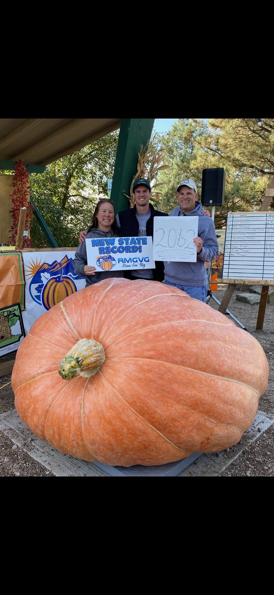 pumpkinfanatic's tweet photo. We broke our Wyoming state record and Amy and I have  grown Wyoming's first one ton pumpkin!! We have now grown the 3 heaviest pumpkins in Wyoming. Wyoming growers  did incredible at the weigh-off competition and all four growers placed in the top 5.
@daily_cowboy #recordpumpkin https://t.co/1XoMRrSxya