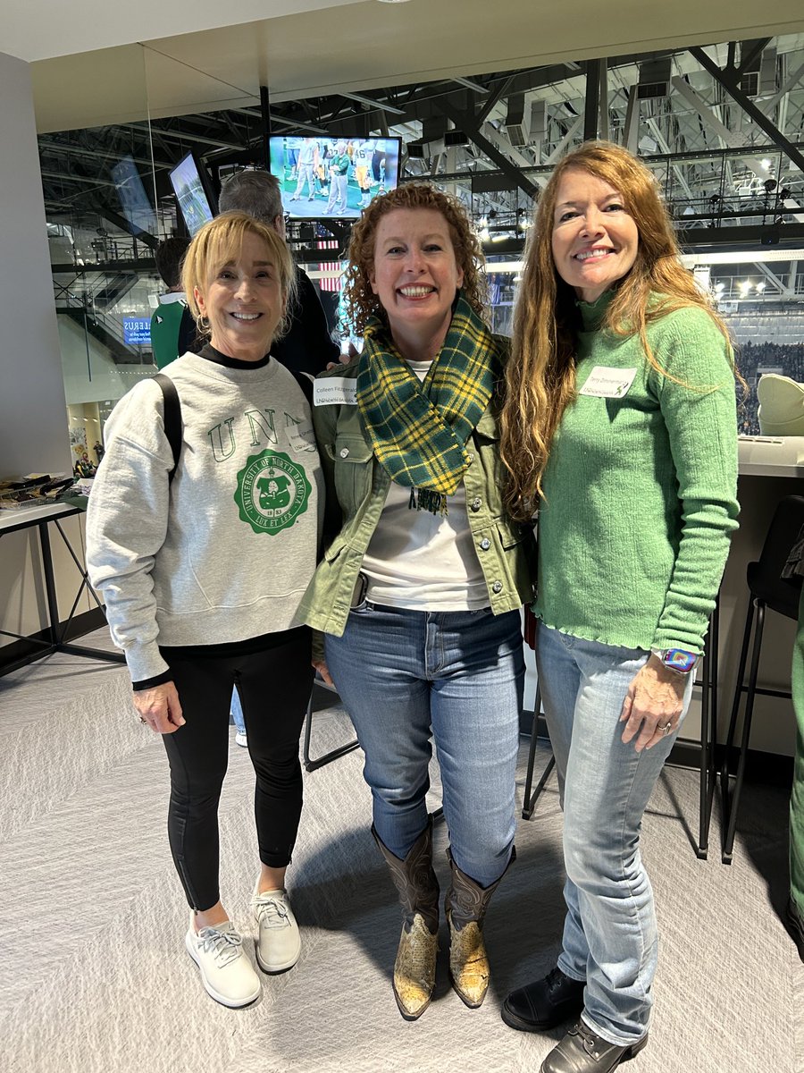 UNDProud with colleagues and friends (some from NDSU) 😳 Give a shout out for a big UND win 20 years in the making❤️. What an awesome game…