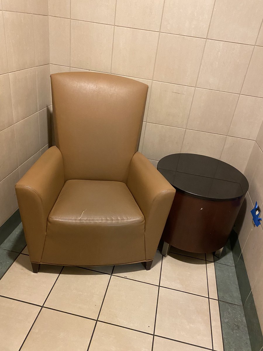 RobotZombieCat1's tweet photo. When you realize @BijuuMike was right about couches being in girls bathrooms this whole time https://t.co/nRkOvGp1Br