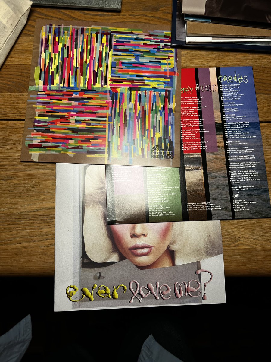 OffcumdenL's tweet photo. Hi @PiccadillyRecs bought the new Sufjan Stevens LP bundle today. Just realised it’s got the disc, inner sleeve, essay book and art print but not an actual record sleeve. Can you dm me to arrange getting one sorted? Thanks https://t.co/FhK3KJeJ5J