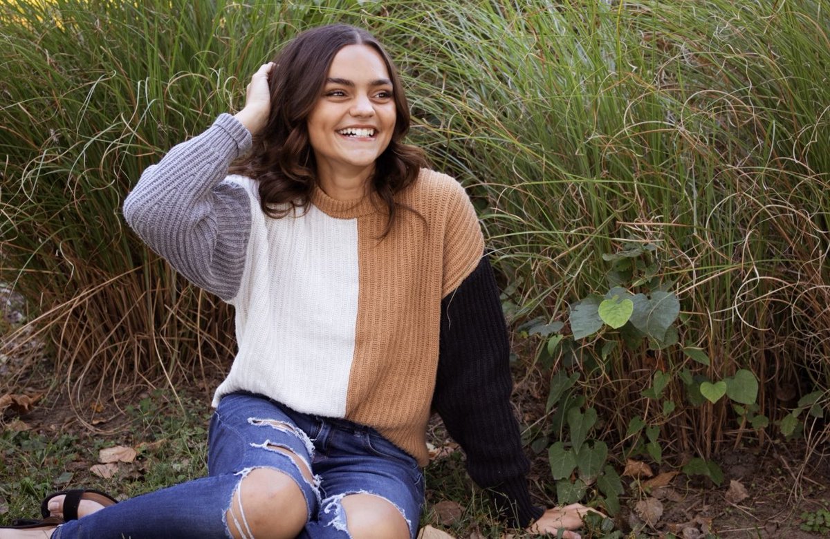 KLM_blessed's tweet image. Other #babygirl senior picture.❤️ #purelight