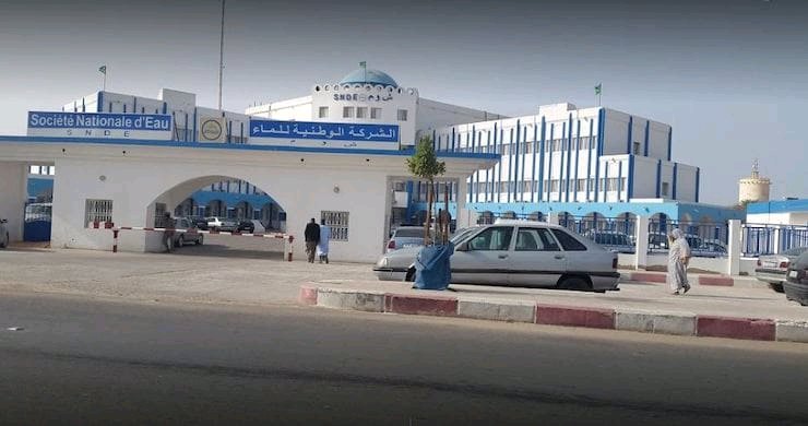 TicketHubSA0's tweet photo. قالت الشركة الموريتانية للماء، إنها تغلبت على الأعطال الفنية التي أدت إلى انقطاع المياه عن عدة أحياء في عرفات بالعاصمة نواكشوط.

وأضافت الشركة في اتصال مع “صحراء ميديا“، أن فرقها الفنية باشرت اليوم السبت، بمعالجة الأعطال الفنية التي أصابت شبكة المياه في عرفات. https://t.co/X5xDX5TG0o