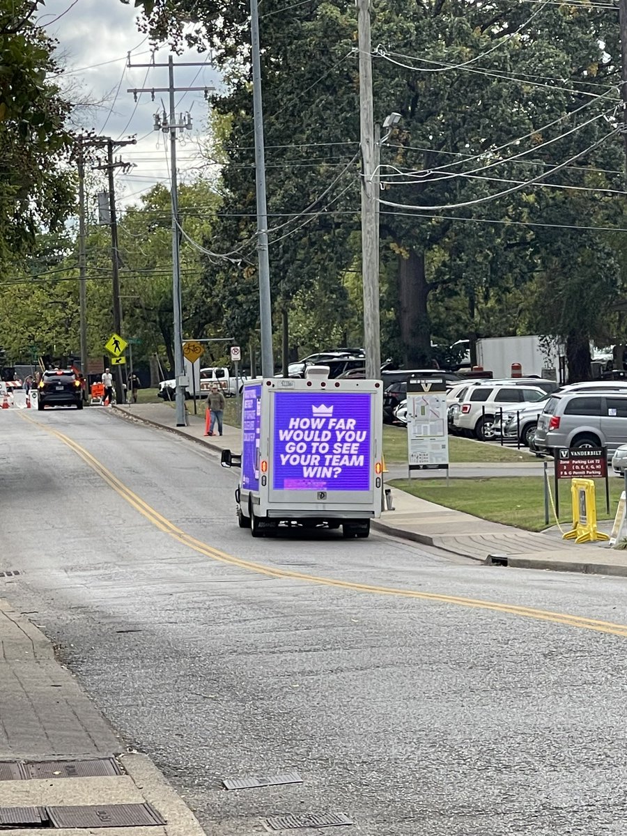 myNILpay truck spotted 👀 today in Nashville for the <a href="/VandyFootball/">Vanderbilt Football</a> vs <a href="/GeorgiaFootball/">Georgia Football</a> game! #myNILpay #collegefootball #gameday #NILforALL