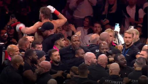 HenryMusiq's tweet image. this shit is so wild 💀😭 #LoganPaulvsDillonDanis #PRIMECARD #KSIvsTommy