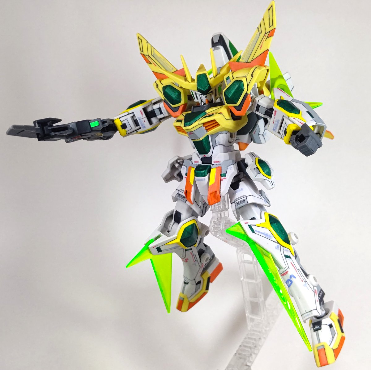 ebihon_0727's tweet photo. スターウイニングガンダム【リアルモード】
別形態 最終編 手応えあって楽しかったですね
#プラモデル #ガンプラ #SD #SDBF #スターウイニングガンダム #ビルドファイターズトライ https://t.co/vTsDjv8bLU