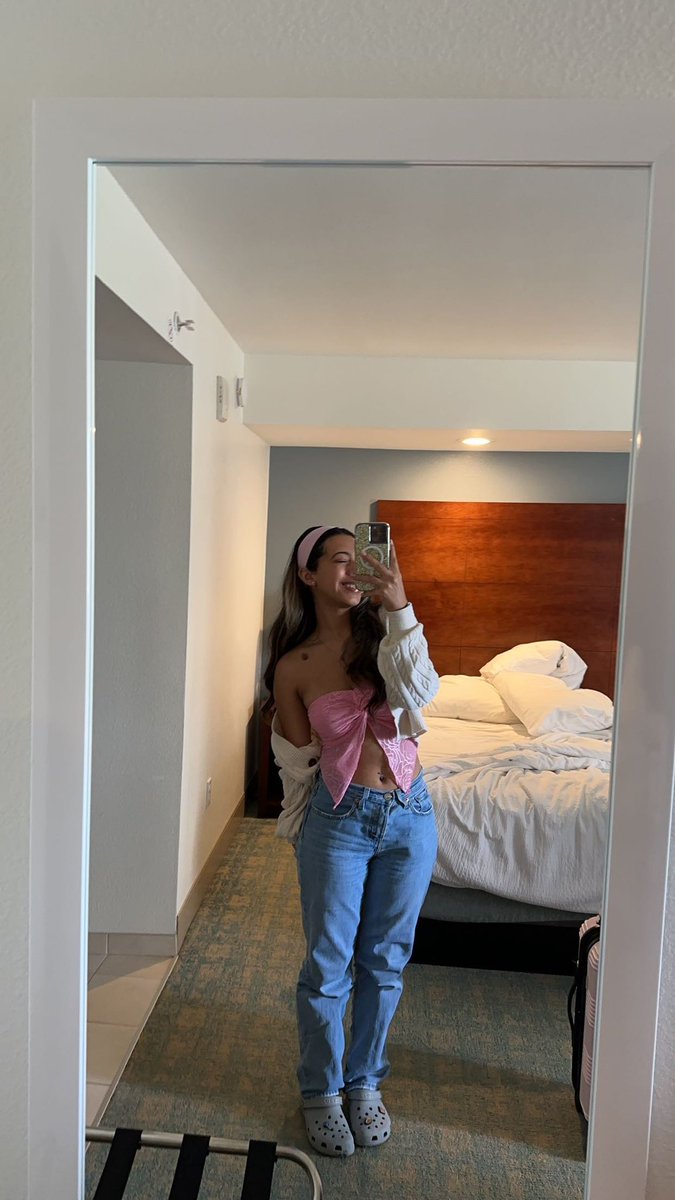 nesuh_'s tweet photo. Please have the full photo because I love you 🥰 https://t.co/8nvWVOanay