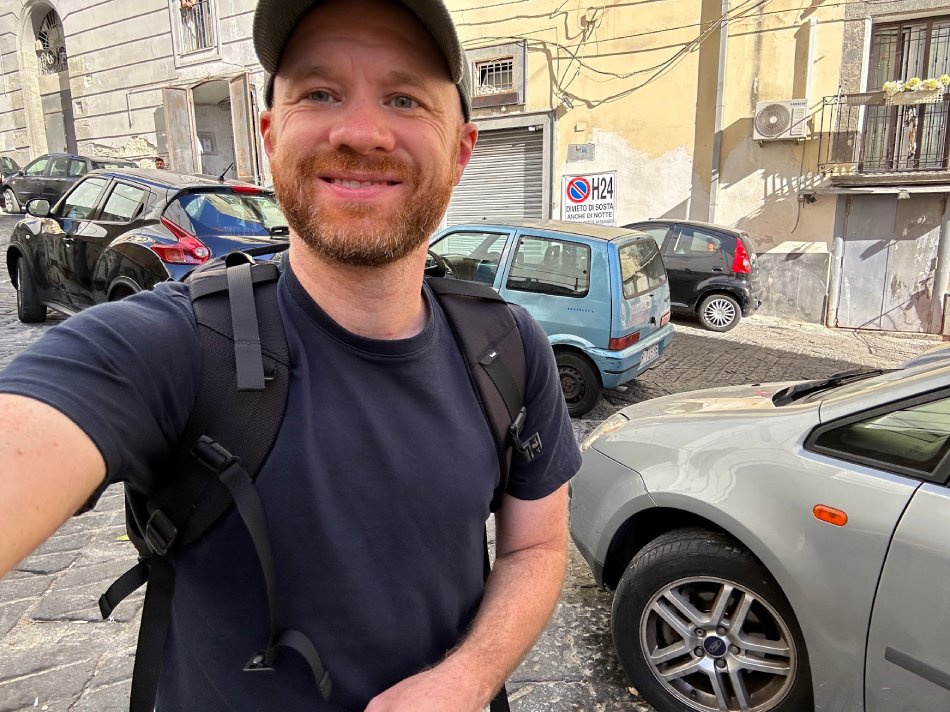 Have you ever thought about traveling solo through Europe? Here are a few handy tips!

thesavvybackpacker.com/how-to-travel-…