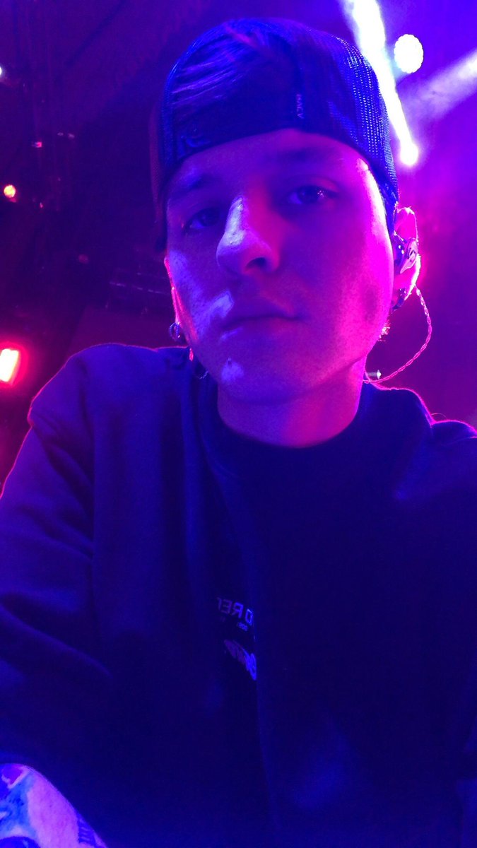 jeni_skz's tweet photo. @christophervele Mi niño hermoso 😍❤️ #4ever https://t.co/ph0sjT21U6