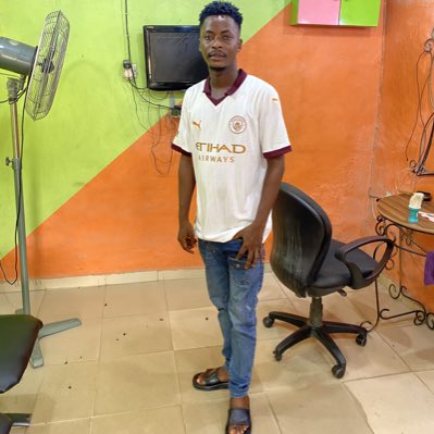iam_tayur's tweet photo. #NewProfilePic champion of Europe 💙 #mancity @ManCity https://t.co/j5jyxo6KNb