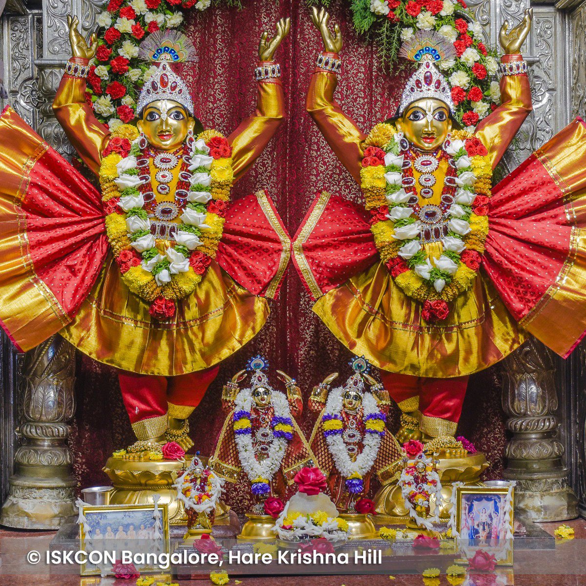 Daily darshan from ISKCON Bangalore temple - October 15, 2023.

#iskcondarshan #darshan #DailyDarshan🙏 #livedarshan #krishna #radhakrishna #iskconbangalore #harekrishna #iskcon #iskcontemple #sunday #sundayvibes #spirituality  #bangalore #bengalurudiaries #bengaluru
