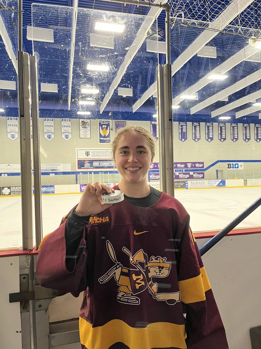 Minnesota Women's Hockey tweet media