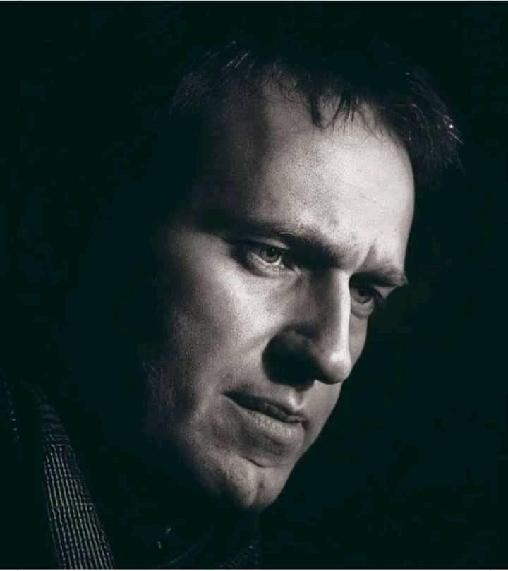 887Anna887's tweet photo. Алексей Навальный уже 1000 дней находится в жесточайших условиях российских тюрем и колоний.

Сил Алексею!
Лучи нашей поддержки ему и его близким! https://t.co/GiQZWMnY68