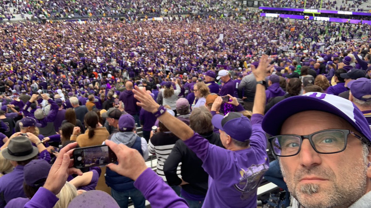 Sonic663's tweet image. Greatest game ever
#GoDawgs#Purplerain
