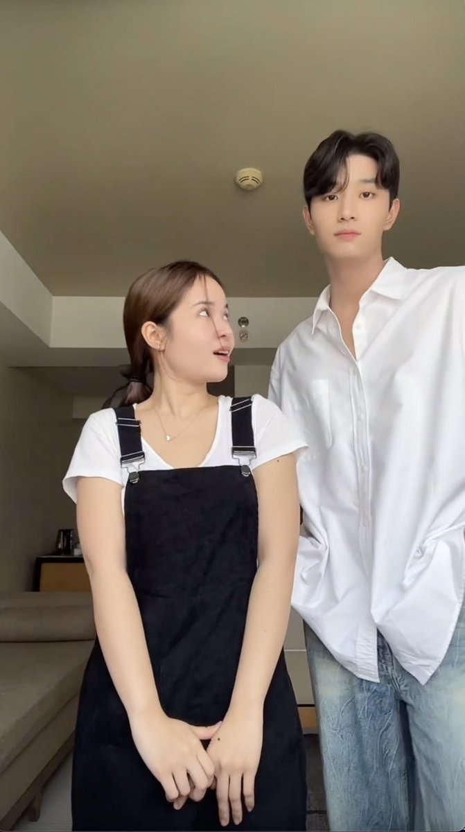 inquirerdotnet's tweet photo. ‘NAIPANALO NA NAMAN NI KRISTEL’ 😍

LOOK: Kristel Fulgar delights fans with her latest Instagram post featuring “King the Land” star Kim Jae-won.

The two previously worked together in the Filipino-Korean web series “Love from Home," which Fulgar directed and was released in 2021. | 📷: Screengrab from Fulgar/Instagram

For more entertainment stories, visit https://t.co/ekqey0CkGU