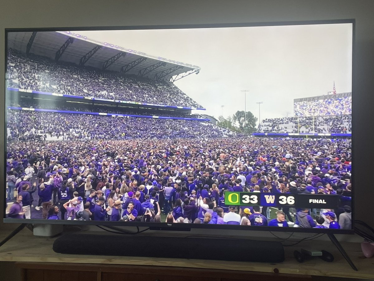 Tonight <a href="/LuckyStrikeBell/">LuckyStrike Bellevue</a> is going to be a party!!!