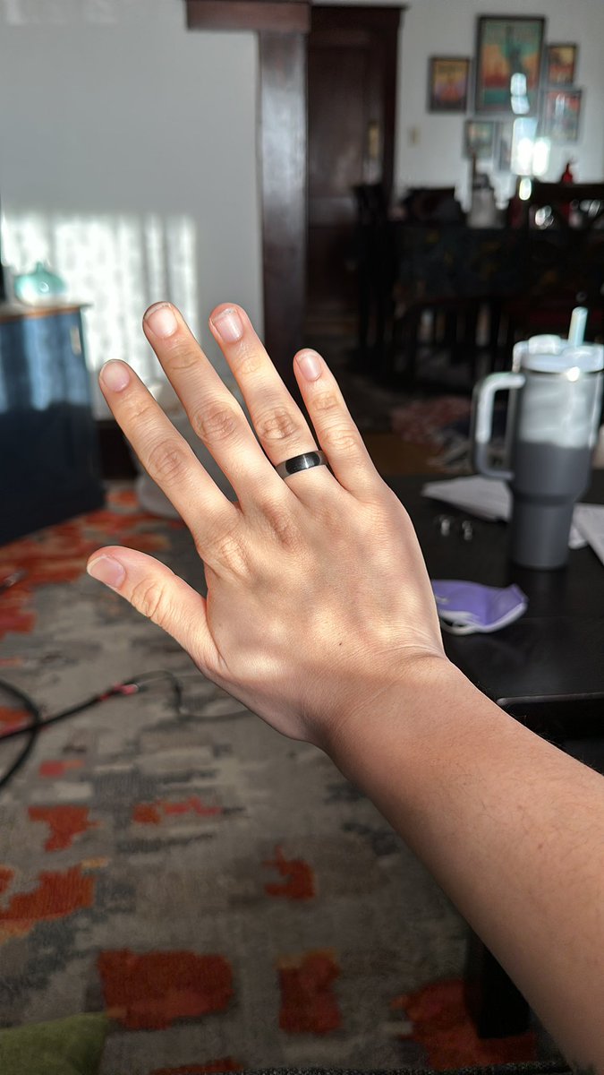 Mattcrophage's tweet image. Couldn’t think of a better time to put a ring on it 💍🏳️‍🌈💍 #AnnularSolarEclipse