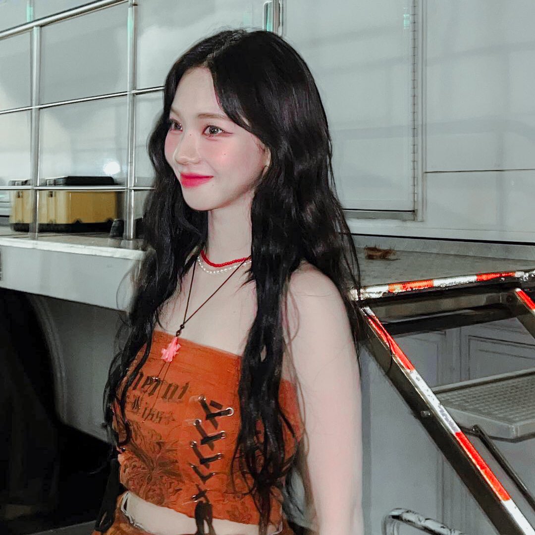 𝒦. tweet media