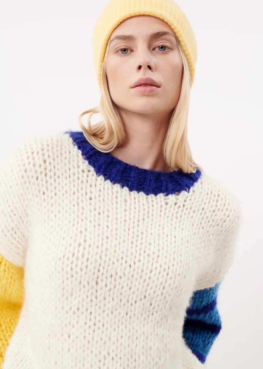 RiotLoungeUk's tweet photo. Yes yes, white trousers in winter work well with our amazing knitwear! #winterwhite #knitwear #StyleSaturday #styleedit #SundayMorning
https://t.co/LEuMg5ZfHv https://t.co/ysxMKkyAgu
