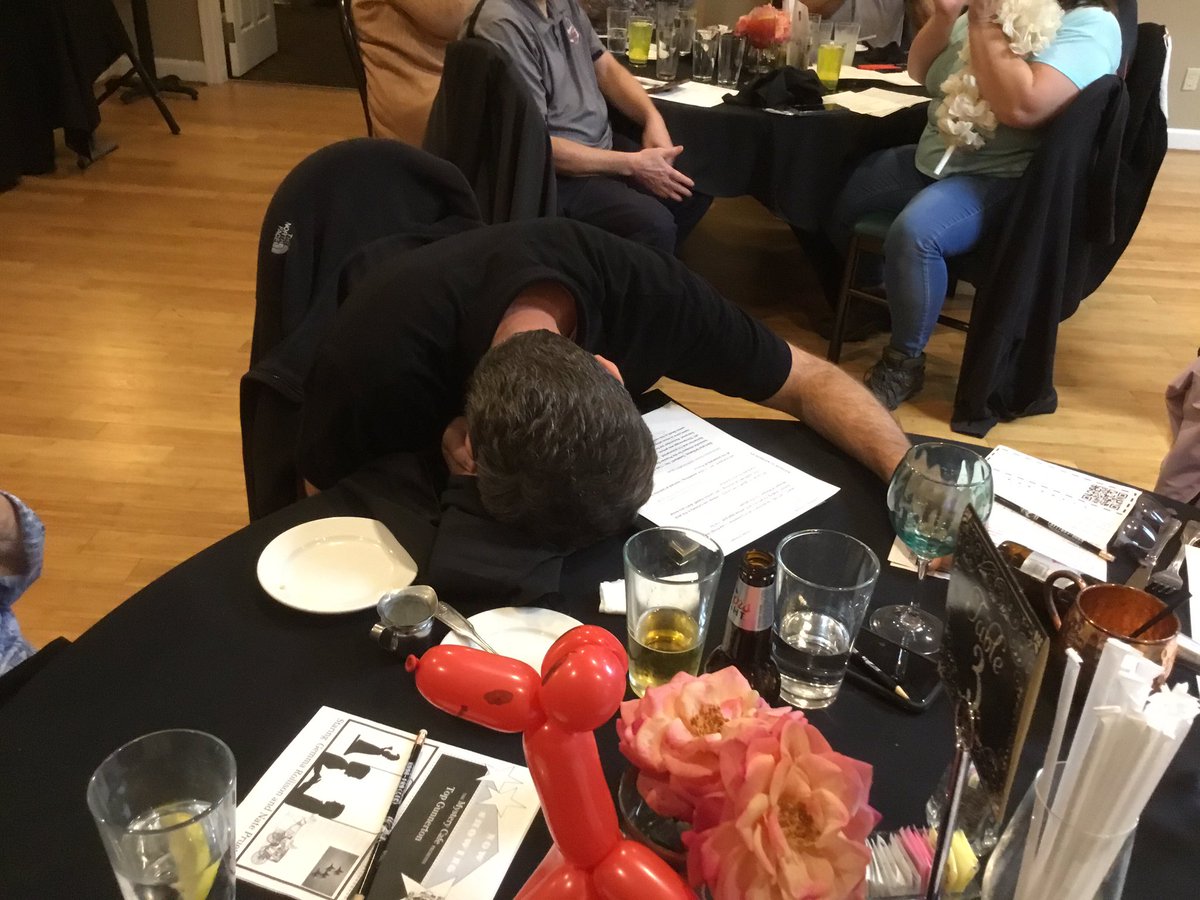 MysteryCafe_Ind's tweet photo. Oh no we’ve had a Murder at the Mystery Cafe. Who did it? You’ll never know sitting at home. Gather up your gang and join us for a murderously good time at the Mystery Cafe.
#indianapolis #thingstodoinindy #murdermystery #dinnertheater #teambuilding #Whodunnit https://t.co/WqJuzQpWaQ