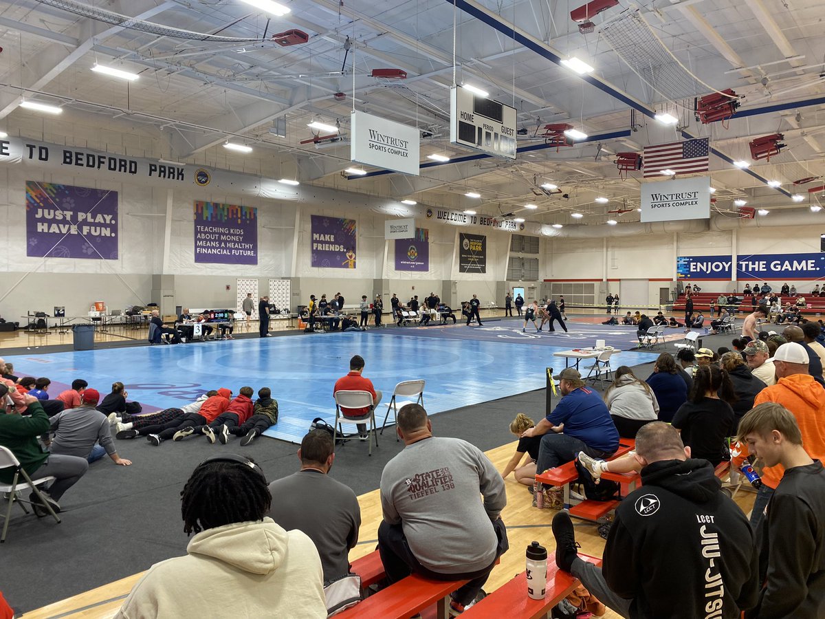 Here Live watching @ilmatmen 'Test of The Best 2023' 
Great event with some of the best Illinois High School wrestling talent going head to head. 

@rokfinwrestle 

#IllinoisMatmen #RokfinWrestling #IHSAwrestling #IllinoisWrestling #FolkstyleWrestling #WrestlingIsLife