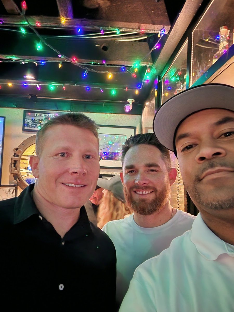 Kvanhorn76's tweet photo. @friarstilwedie Met him and Ian Kennedy in Little Italy last year. https://t.co/mYW19b5fUc