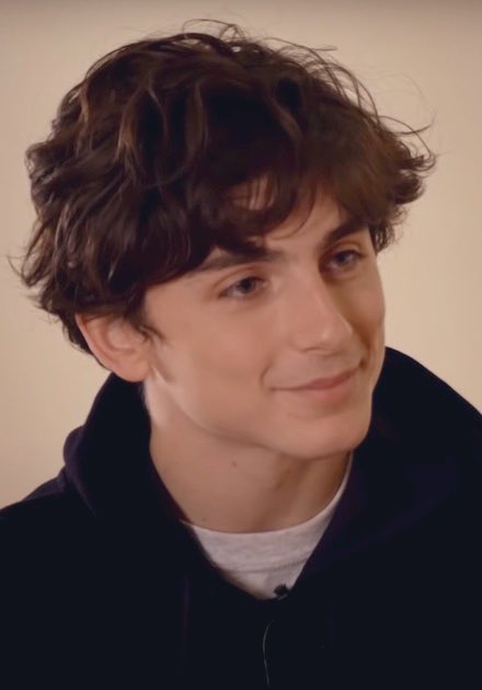 interstellar464's tweet image. I just found out that you attended @Columbia and @nyuniversity a few days ago @RealChalamet 🥲✨🌌