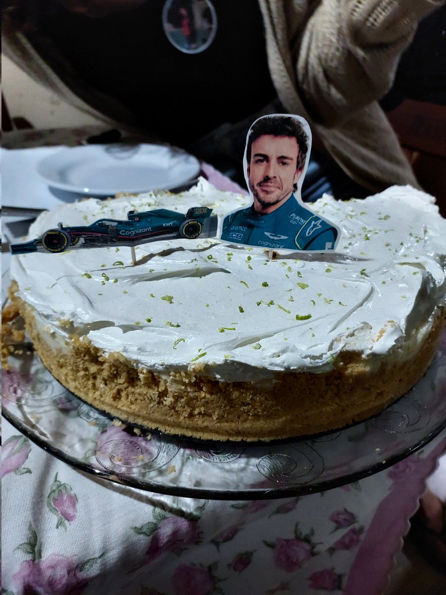 PinheirooNathan's tweet photo. Cumpleaños temático @alo_oficial https://t.co/nTmegYE0Lp