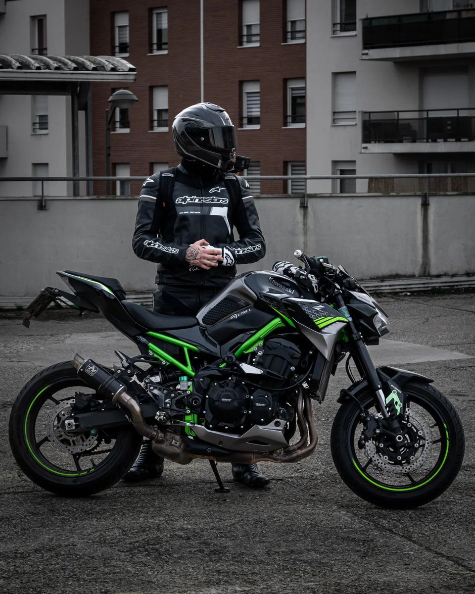 MoreMotorcycles's tweet photo. Kawasaki https://t.co/uIZzu9etzC