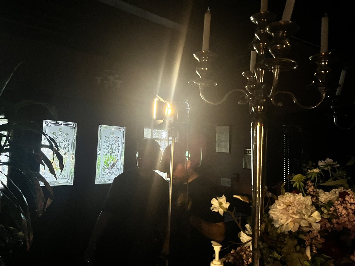 The
lighting
and the
director.