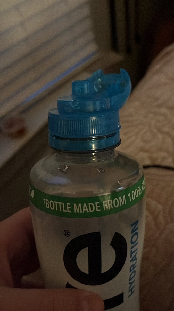 huntypoo1's tweet photo. There’s nothing like drinking straight from the nip…

The nip in question: https://t.co/keL47hspRa