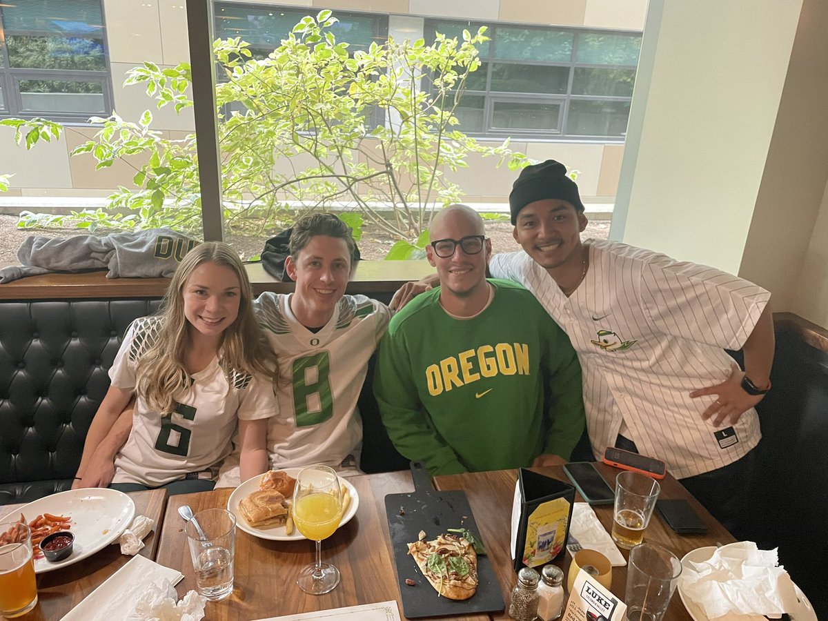 Seattle Ducks (@seattleuoducks) on Twitter photo Cheering from the Seattle Ducks Watch Party @ The Lodge Sports Grille at Lake Union! GO DUCKS!!!! π¦π₯π <a href="/CollegeGameDay/">College GameDay</a> #GoDucks Cheering from the Seattle Ducks Watch Party @ The Lodge Sports Grille at Lake Union! GO DUCKS!!!! π¦π₯π <a href="/CollegeGameDay/">College GameDay</a> #GoDucks