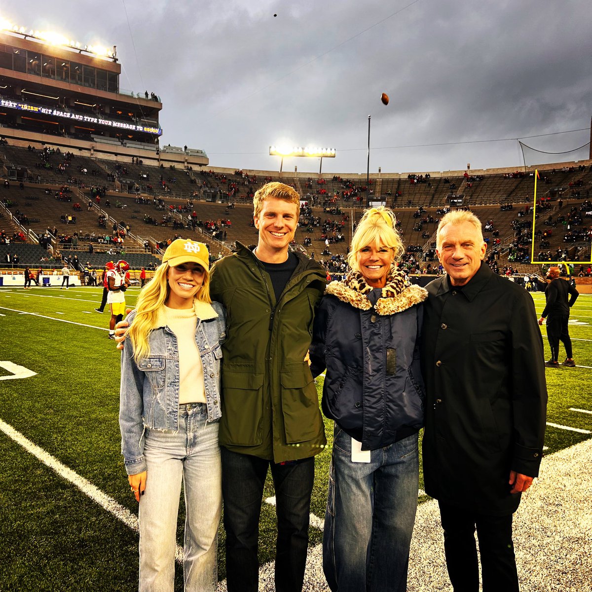 Feels good to be back in South Bend with my family and @NDFootball #GoIrish☘️