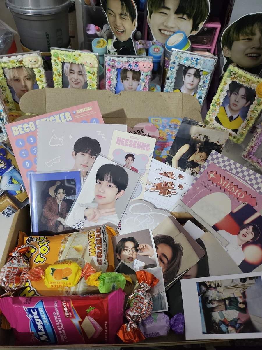 ChikeuSim's tweet photo. Heeseung birthday GA PH 

-2 winners of hee ggu ggu 2023 PC and pola + freebies
-mbf, rt, like
-reply ur fav. photo of hee w/ bday tags
-will shoulder sf if around MM

ends 10.15 11:59 PM

#AceCardHEESEUNG #낭만으로_가득할_희승이의_계절 #HEESEUNG #희승 
@ENHYPEN_members @ENHYPEN https://t.co/4NCZ62Ku96