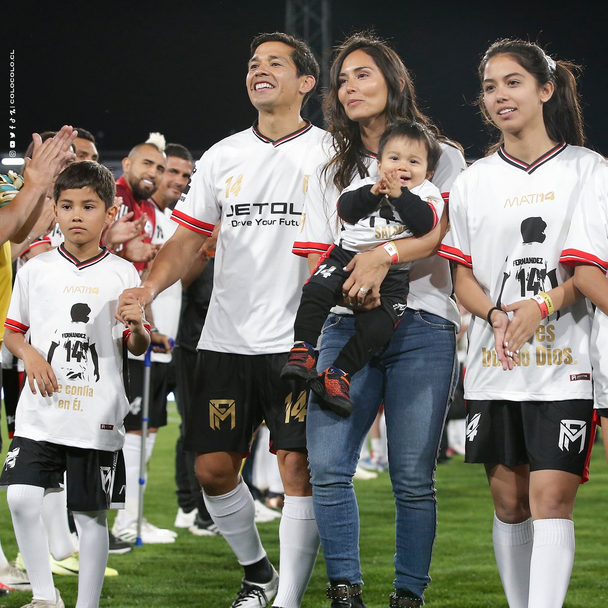 ColoColo's tweet photo. ¡Muchas gracias Matías! 🤍🖤 https://t.co/101jskGz8L