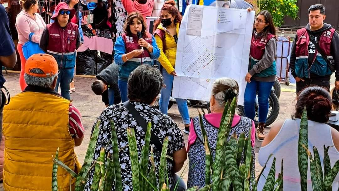 GobiernoTlahuac's tweet photo. Realizamls #AsambleaInformativa con vecin@s de Col. San Miguel #Zapotitla, para comunicar el inicio del Programa #BienestarEnTuColonia del @GobCDMX; el lunes #16DeOct Con una #FeriaDeServicios gratuitos y jornadas de mejoramiento urbano por @SOBSECDMX, @SacmexCDMX; entre otras. https://t.co/8Vr9PXT8mN