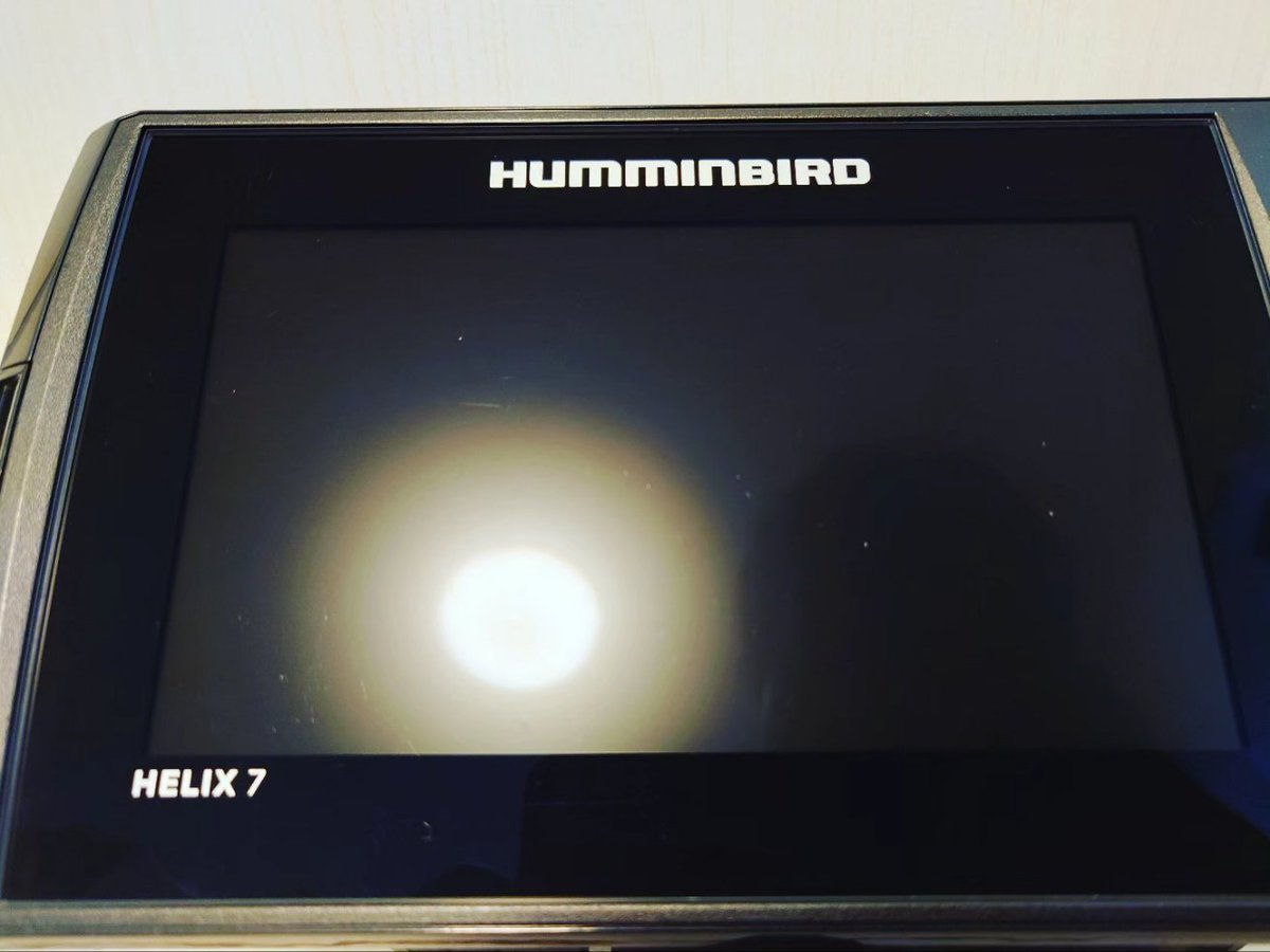 FishingInb's tweet photo. 先週行った雨の中での豊英釣行で、水垢だらけになったHELIX7の手入れを!
いつも撥水系のコーティングを使用しているけど、疎水系を試したら水垢や水滴残りは変わるか試しに施工!!
#ハミンバード
#HELIX7
#バス釣りYouTube https://t.co/NoTih4lvzP