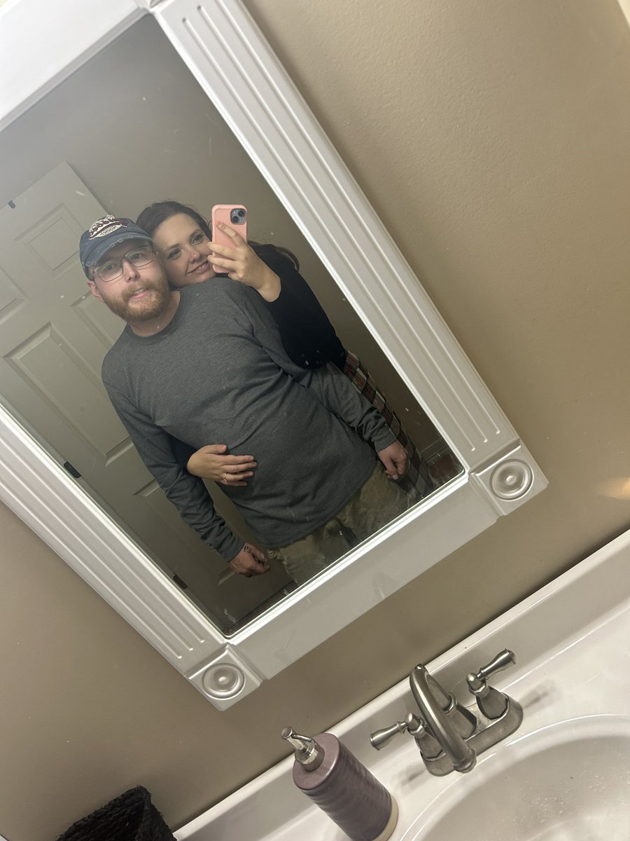 Gabri3lleee's tweet photo. Tried to take cute pictures then realized it looked like I was hugging Theos pregnant belly https://t.co/5sT7dxtkwJ