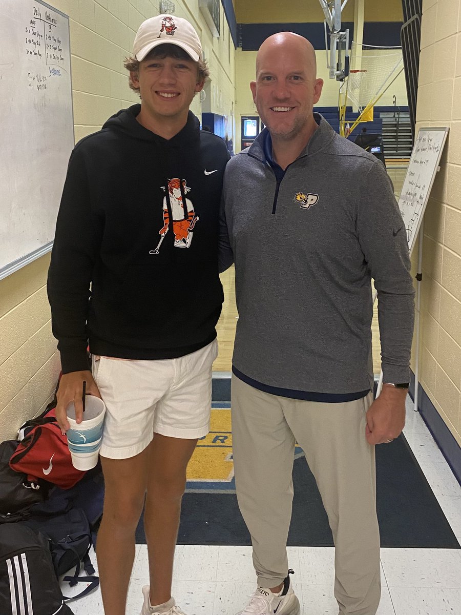 Great to have @willbaker_27 back
on-campus Friday! Great things ahead for the @PACSWolverines graduate and @ClemsonTigers golfer.