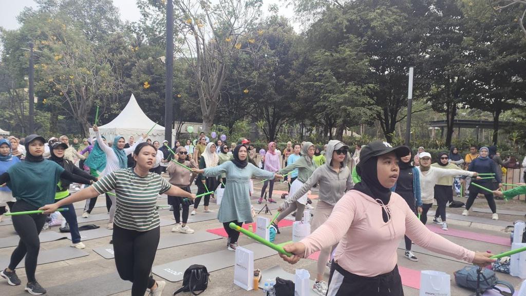 Acara nya seru banget, boleh banget dong Morezlimme bikin acara ini sering sering #pinjamduluseratusbuatbeliMorezlimme