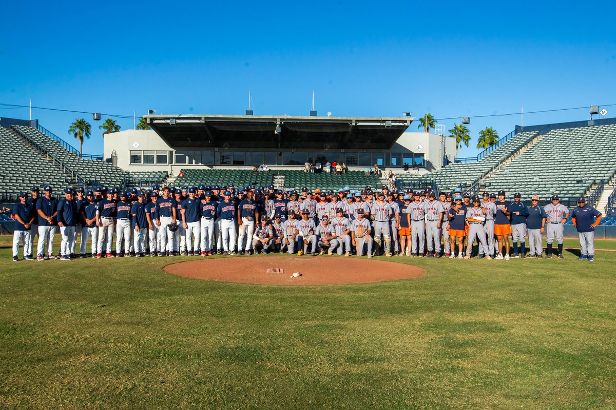Tucson baseball represent 🫡 #BearDown