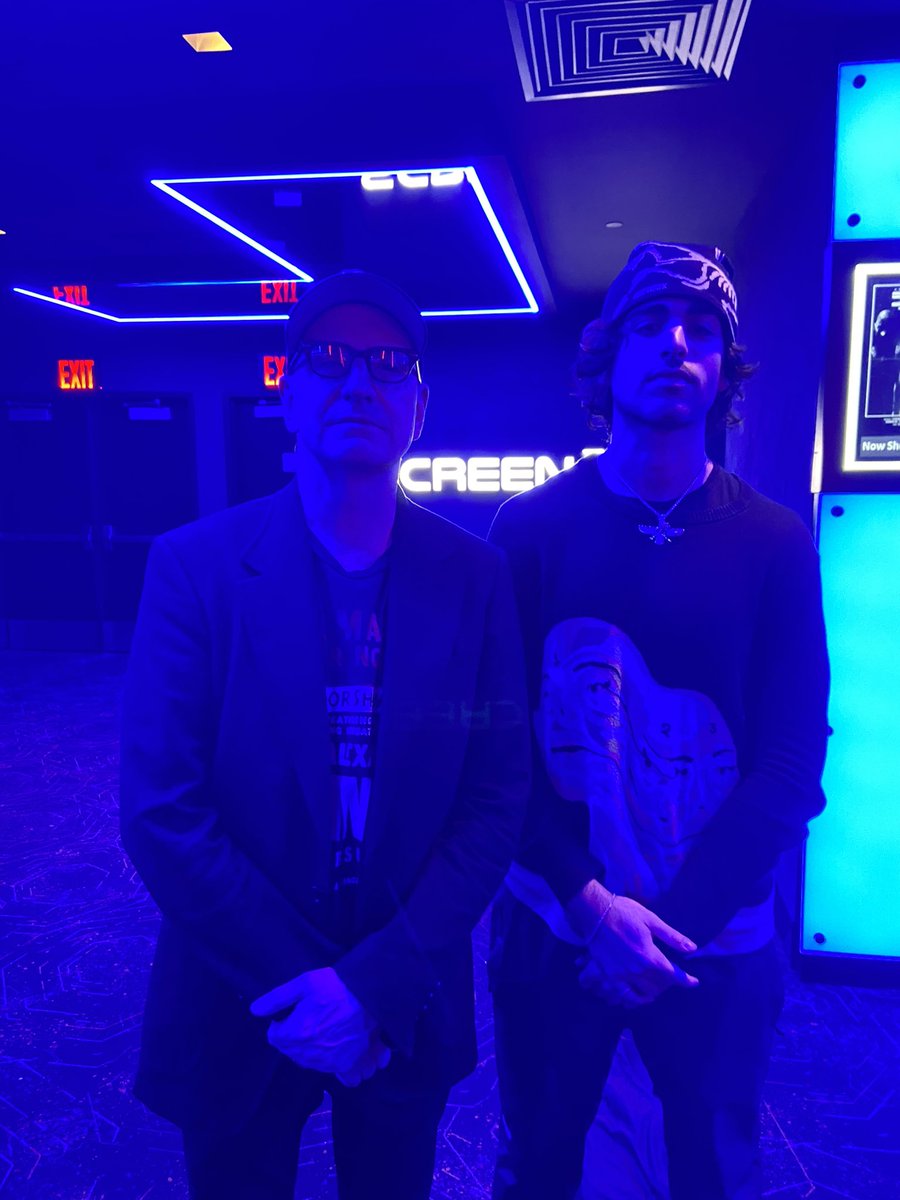 camhighrolla's tweet photo. met Steven Soderbergh, my fav director ever. also met the god Stephen Dorff who I no bs said I would cast in my first feature so let’s make it happen @WTWORLDWATCHING https://t.co/bYCvAJvJL6