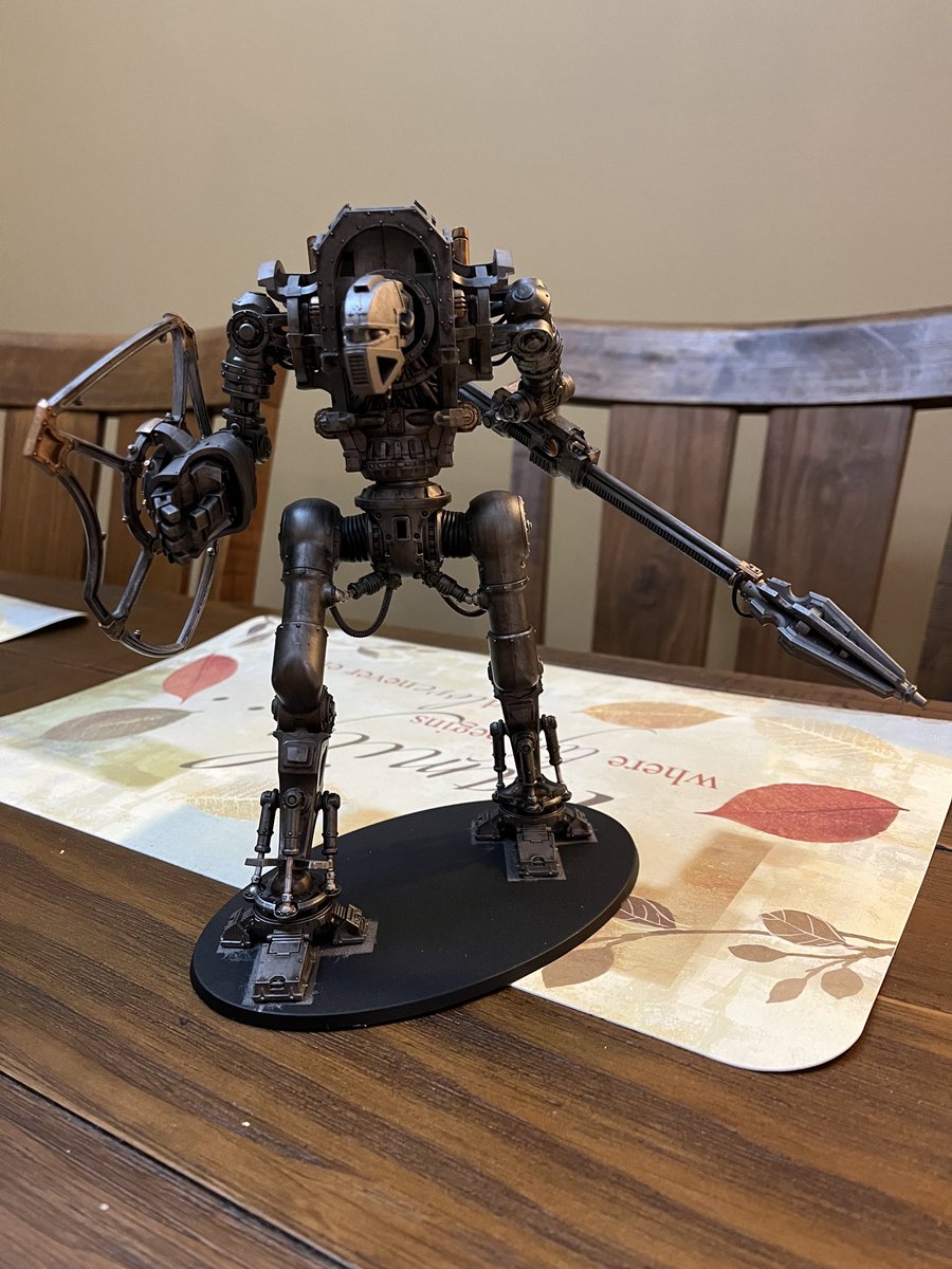 supermonkeeman's tweet photo. Getting back to the lancer, I dry brushed some highlights on the main body.
#warhammer #40k #warhammer40k #warhammer40000 #miniaturepainting #minipainting #warhammercommunity #imperialknights #KnightLancer #KnightCerastus #househawkshroud https://t.co/V3BWyMHSC7