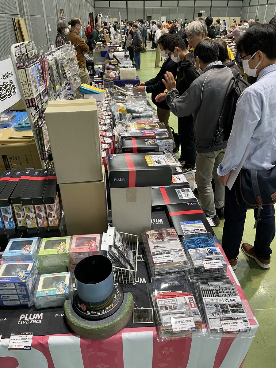 pmoa_plum's tweet photo. 第48回 #日本鉄道模型ショー 最終日開場しました!
完売していた209系電車のジャンク品を追加販売中‼️
圧倒的汎用性、激安お得感の鬼盛りなので、ぜひお買い求め下さい👍
一部のみ公開！
お待ちしてます‼️
日時：10月15日（日）10時～16時
会場：大田区産業プラザ
#長野県 #JMRA https://t.co/xLH5XDzFB7