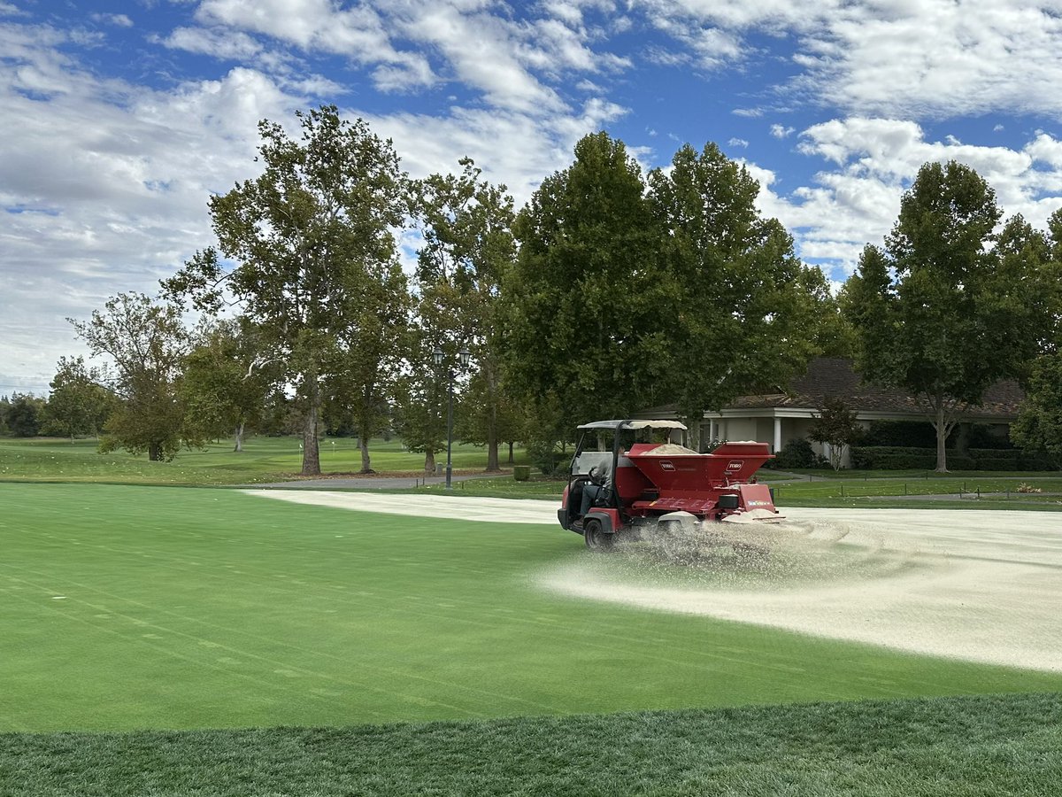 DelPasoGCM's tweet photo. Fall agronomics underway at DPCC https://t.co/VzpuP44HZl