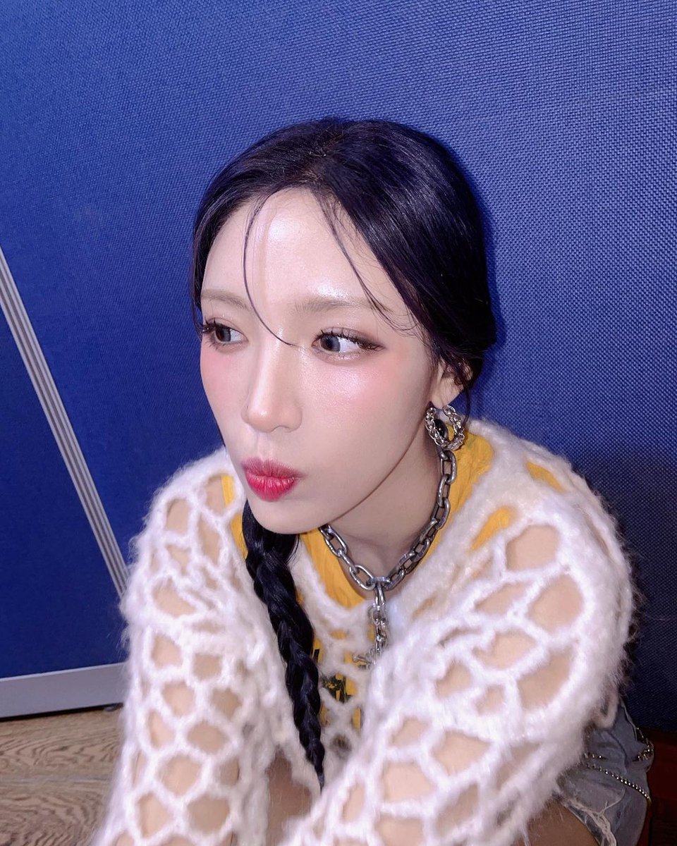 Lightsumstagram's tweet photo. (2)

#LIGHTSUM #라잇썸 #CHOWON #초원 @CUBE_LIGHTSUM https://t.co/taHqEFdS9z