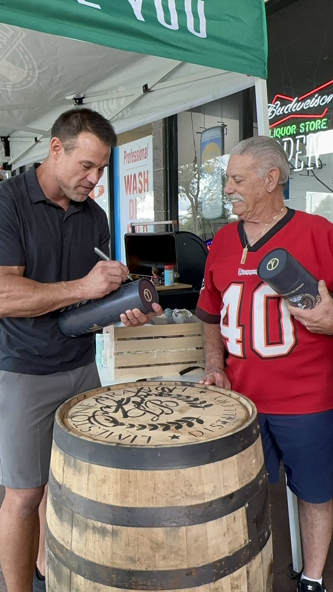 Mike Alstott tweet media