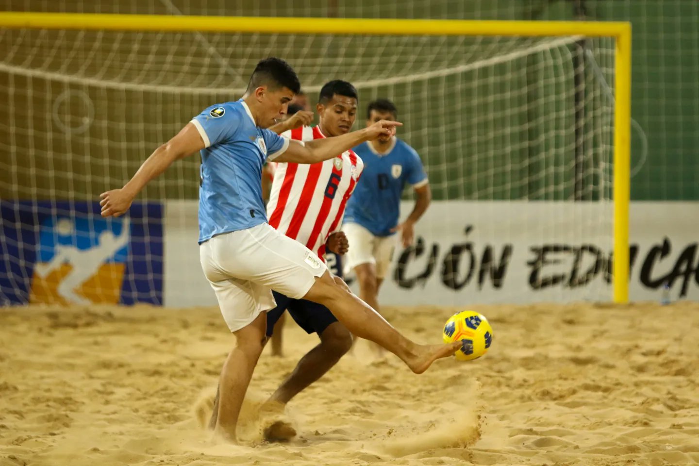 Hoy arranca el Torneo Apertura del Campeonato Uruguayo de fútbol playa. Los  🦁🦁🦁 jugarán hoy a las 19:15 horas ante Uruguay Montevideo.…